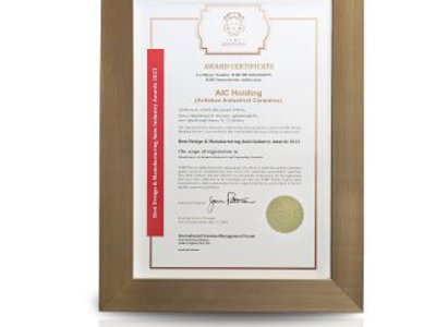 گواهینامه ها و افتخارات هلدینگ 